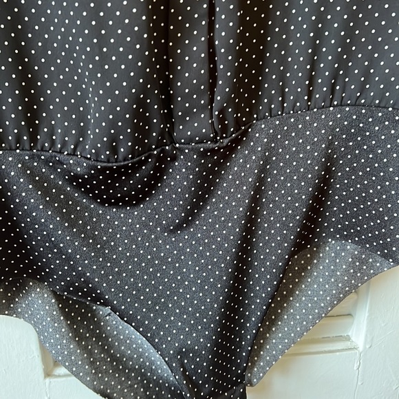 Zara Polka dot a blouse bodysuit- Medium - Picture 4 of 4